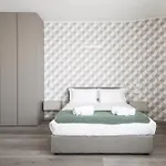 Dhome Pantano - Velasca Tower * ميلان
