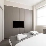 Dhome Pantano - Velasca Tower * Милан
