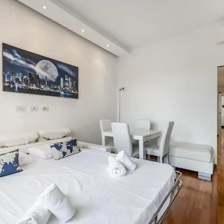 Dhome Pantano - Velasca Tower Apartment Milan