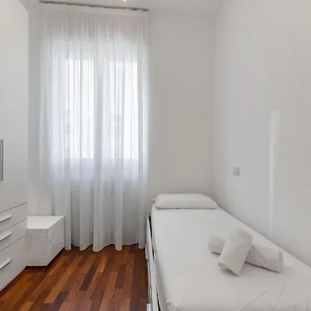 Dhome Pantano - Velasca Tower * Milan